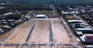 解放地面障碍顺利发展工业区