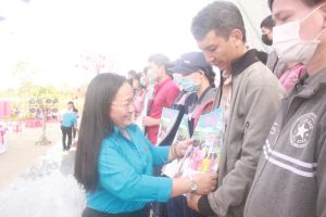 Công đoàn sẽ tổ chức hội thi nấu bánh chưng tặng công nhân khó khăn