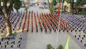 Rộn ràng Hát múa sân trường