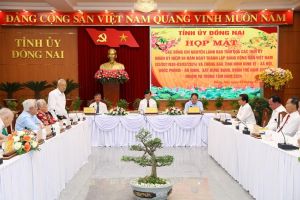 Họp mặt các đồng chí nguyên lãnh đạo tỉnh qua các thời kỳ nhân kỷ niệm 94 năm ngày thành lập Đảng