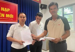 Tăng cường sức chiến đấu, bảo đảm sự kế thừa phát triển của Đảng