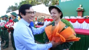 Hơn 310 thanh niên huyện Xuân Lộc hăng hái lên đường nhập ngũ