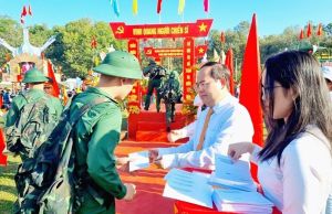 Thanh niên huyện Long Thành nô nức lên đường nhập ngũ