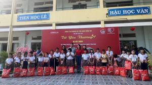 200 em thiếu nhi được nhận quà Tết yêu thương