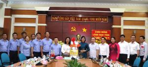 Bảo đảm thu gom rác và cung ứng điện, nước trong dịp Tết