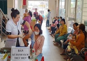 Tăng cường công tác tiêm uốn ván cho phụ nữ có thai