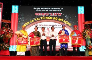 8 địa phương tham gia giao lưu đờn ca tài tử Nam bộ tỉnh Long An