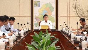 Provincial Party Secretary Nguyen Hong Linh worked with Donacoop