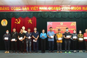 Ấm áp những món quà xuân