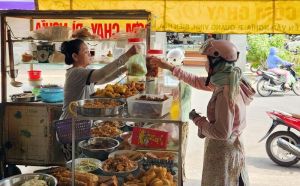 Nhộn nhịp thị trường thực phẩm chay