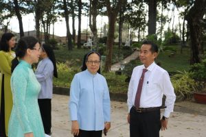 Tạo mảng xanh tại cơ sở Công giáo