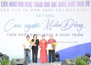 Nhiếp ảnh gia Vũ Tiến Chương: Tôn vinh nét đẹp lao động bằng nhiếp ảnh