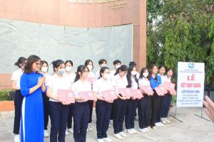 Tổ chức 3 đợt cao điểm kết nạp đoàn viên mới