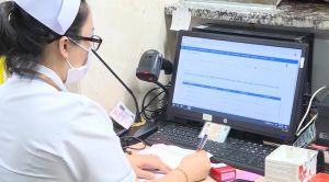 Chuyển đổi số trong cấp, quản lý thẻ bảo hiểm y tế cho người dân