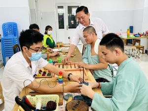 Phục hồi chức năng vận động sau tai biến, tai nạn