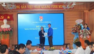 Đoàn viên thanh niên phấn đấu trở thành đảng viên Đảng Cộng sản Việt Nam