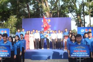 Xung kích, tình nguyện tham gia giải quyết những việc khó, vấn đề cấp thiết đang đặt ra
