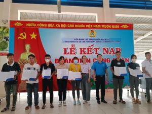 Nỗ lực phát triển đoàn viên ở những đơn vị có 25 lao động trở lên