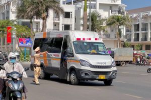 Tập trung kiểm soát, đảm bảo an toàn giao thông