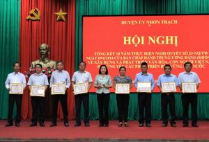 Huyện Nhơn Trạch tổng kết 10 năm thực hiện Nghị quyết số 33 về xây dựng và phát triển văn hoá, con người Việt Nam