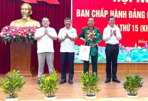 Đại tá Bùi Đăng Ninh tham gia Ban Chấp hành Đảng bộ tỉnh, nhiệm kỳ 2020-2025.