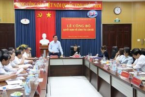 Quyền Chủ tịch UBND tỉnh Võ Tấn Đức thăm và làm việc với Tổng Công ty Dofico