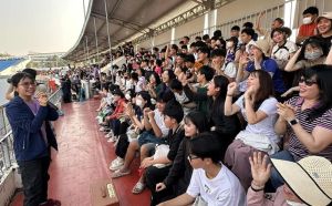 Nên làm gì khi trẻ bị bạo lực tinh thần học đường?