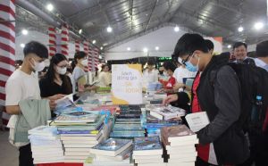 Gần 1 ngàn người tham gia Ngày sách và văn hóa đọc Việt Nam thành phố Biên Hòa