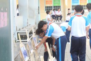 Tuyên truyền cho học sinh về chiến dịch Điện Biên Phủ qua phim tài liệu, triển lãm ảnh