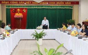 Yêu cầu khu xử lý phải đảm bảo tiếp nhận rác sinh hoạt cho địa phương