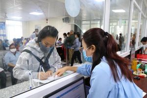 Nhiều tiện ích khi nhận lương hưu, trợ cấp qua tài khoản