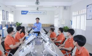 Trường Đại học Lạc Hồng được tài trợ phòng thí nghiệm tự động hóa trị giá hơn 6,5 tỷ đồng