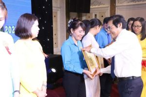 Tuyên dương 158 cá nhân và tập thể đạt thành tích xuất sắc trong các phong trào thi đua