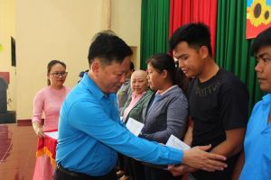 Sớm đưa nghị quyết đại hội Công đoàn vào cuộc sống