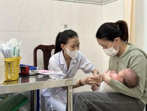 Những lưu ý về tiêm vaccine phòng bệnh cho trẻ