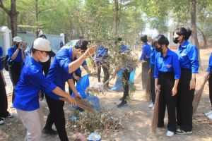Tranh thủ sự quan tâm, hỗ trợ từ cấp ủy, chính quyền và toàn xã hội đối với hoạt động của Đoàn