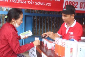 Viettel Đồng Nai ra quân hỗ trợ chuyển đổi thuê bao 2G sang 4G/5G