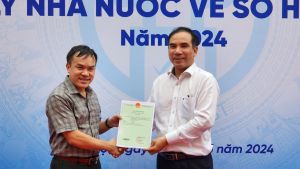 Trung tâm Khoa học và Công nghệ Đồng Nai nhận giấy chứng nhận đăng ký nhãn hiệu logo