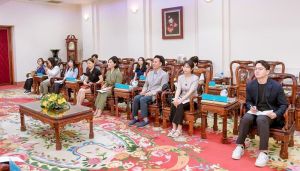 韩国各地方公职团来同奈省实践学习