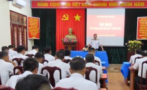 Thủ trưởng Vùng 2 đối thoại cán bộ chiến sĩ