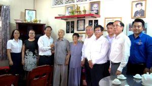 Trưởng Ban Tuyên giáo Tỉnh ủy thăm, tri ân chiến sỹ Điện Biên