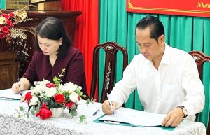 Huyện Nhơn Trạch triển khai mô hình “Chính quyền thân thiện” và ký kết phối hợp