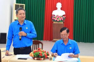 Quan tâm tổ chức khám sức khoẻ định kỳ cho đoàn viên