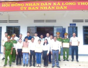 Khen thưởng đột xuất cho Tổ liên gia PCCC đạt giải Nhất Hội thi cấp tỉnh