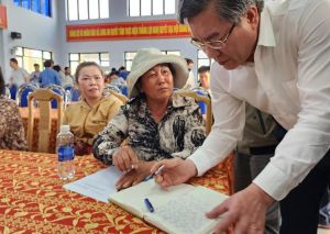 Ban hành nghị quyết về tháo gỡ vướng mắc trong giải phóng mặt bằng các dự án trọng điểm