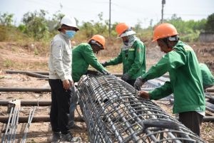 边和-头顿高速公路预案的积极转变解放地面工作