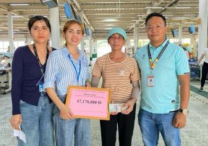 Hỗ trợ gần 300 triệu đồng cho công nhân mắc bệnh hiểm nghèo