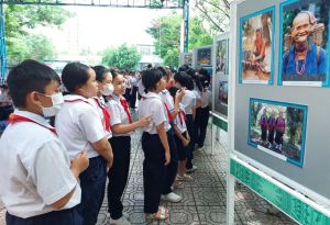 Khai mạc triển lãm Văn hóa các dân tộc - những tinh hoa đất Việt