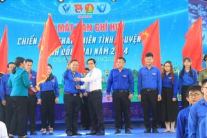 Khởi động chiến dịch thanh niên tình nguyện hè