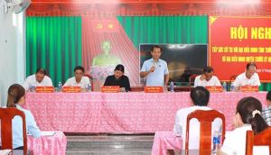 Chủ tịch HĐND tỉnh Thái Bảo tiếp xúc cử tri tại huyện Thống Nhất